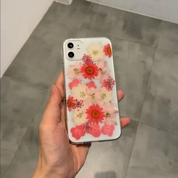 NEW! Urban Outfitters Recover Pink Pressed Flowers iPhone Case / XR - Picture 4 of 6